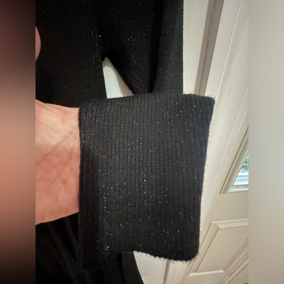 Draper James size Large sparkly knit long sleeve flattering jersey knit dress. - Picture 7 of 8